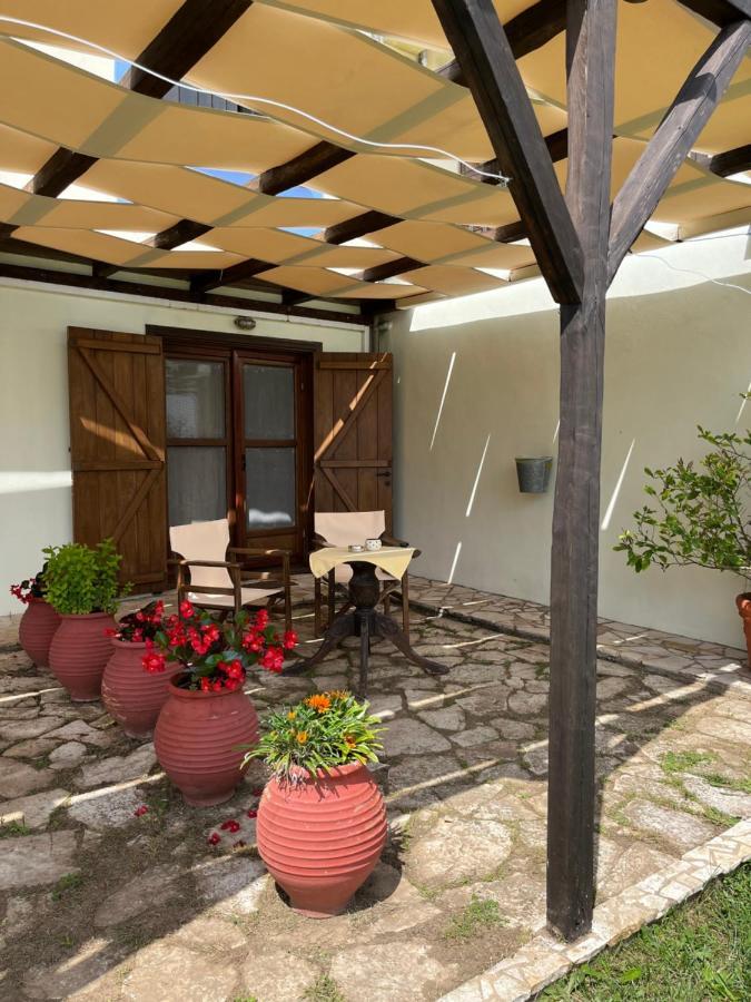 Guesthouse Kaliepia Ierissos Exterior foto